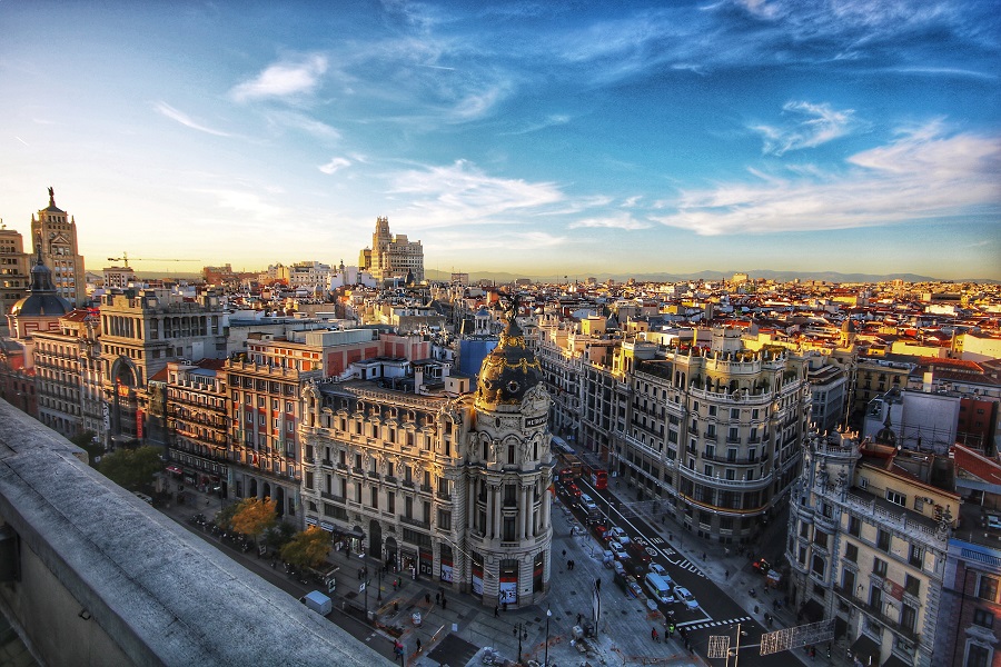 ESPAÑA – Novedades de la Reforma del Reglamento de Extranjería 2022